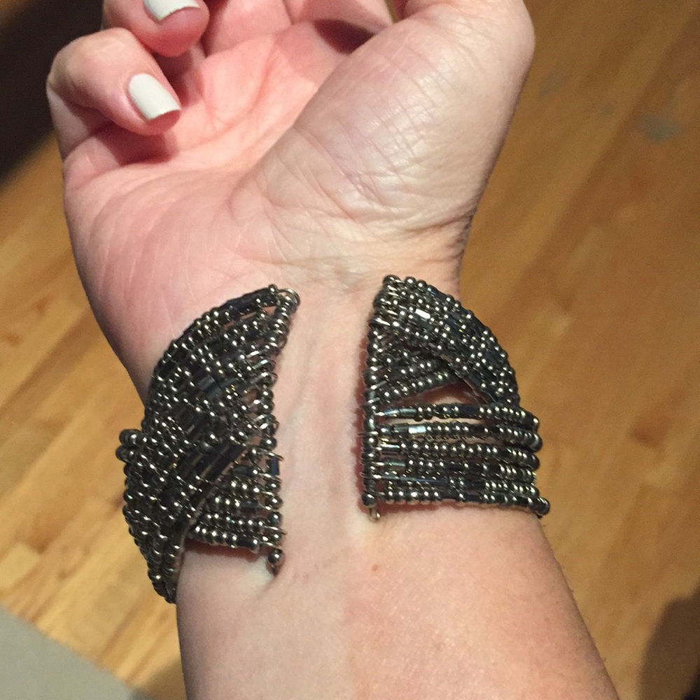 Silver bead cuff - Picture 2 of 2